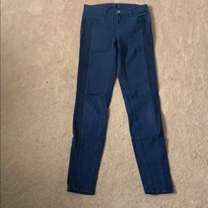 Straight leg blue jeans